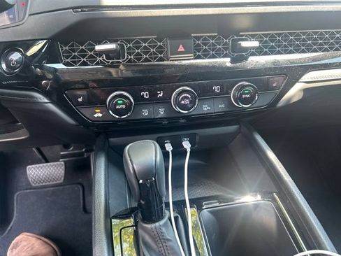 Used 2023 Honda Accord EX-L image 6