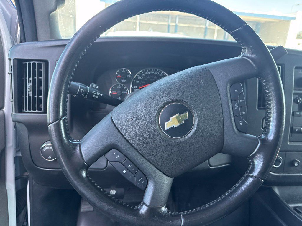 Used 2023 Chevrolet Express 3500 w/ Power Convenience Package RWD image 6