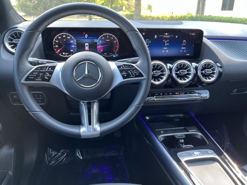 Certified 2025 Mercedes-Benz GLA 250 image 19