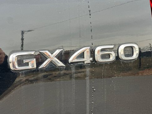 Used 2021 Lexus GX 460 Premium w/ Accessory Package image 50