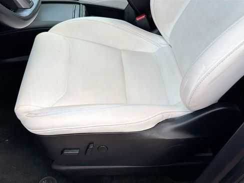 Used 2021 Tesla Model X Performance image 21