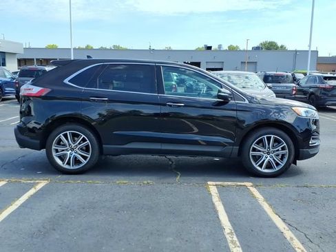 Used 2024 Ford Edge Titanium w/ Equipment Group 301A AWD/4WD image 8