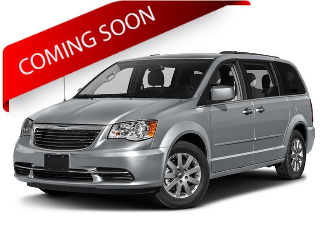 Used 2016 Chrysler Town & Country Touring FWD image 1