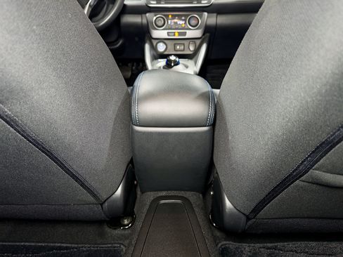 Used 2018 Nissan Leaf S image 19