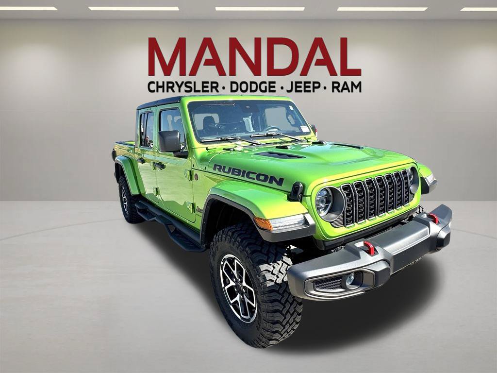 Used 2025 Jeep Gladiator Rubicon w/ Convenience Group AWD/4WD image 4