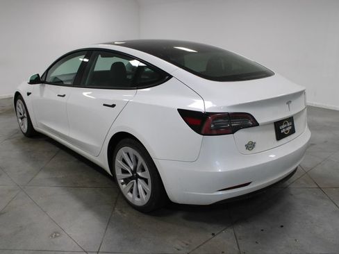 Used 2023 Tesla Model 3 Standard Range RWD image 7