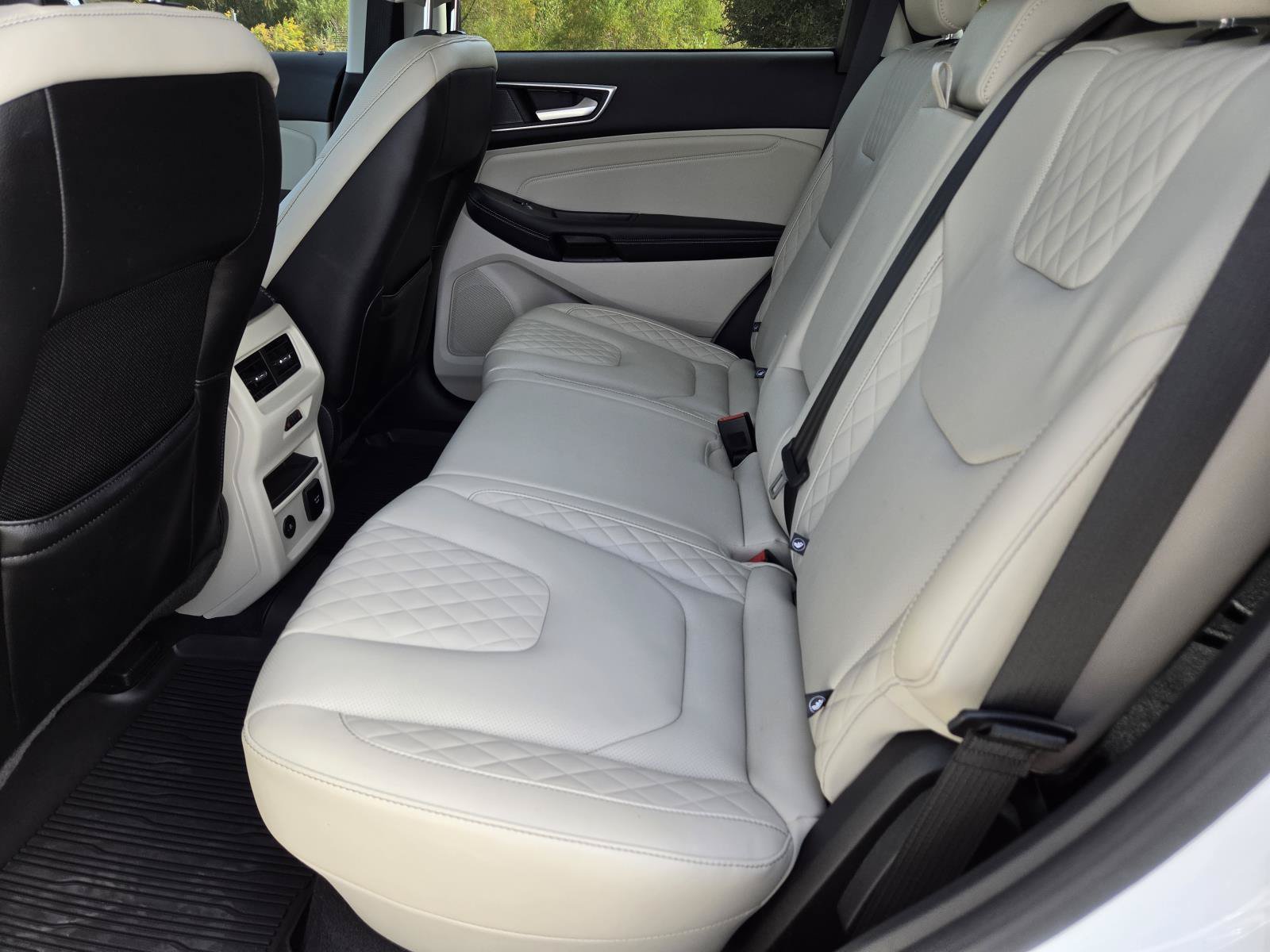 Used 2024 Ford Edge Titanium w/ Titanium Elite Package AWD/4WD image 33