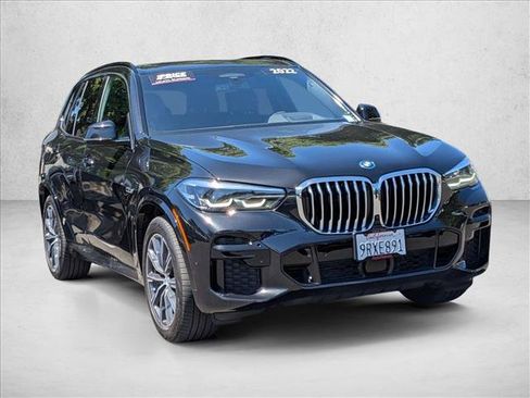 Used 2022 BMW X5 xDrive45e w/ M Sport Package AWD/4WD image 3