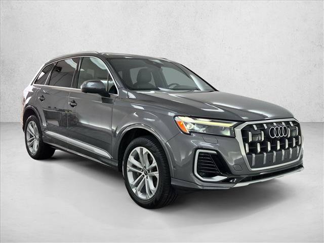 Used 2025 Audi Q7 3.0T Premium Plus AWD/4WD image 3