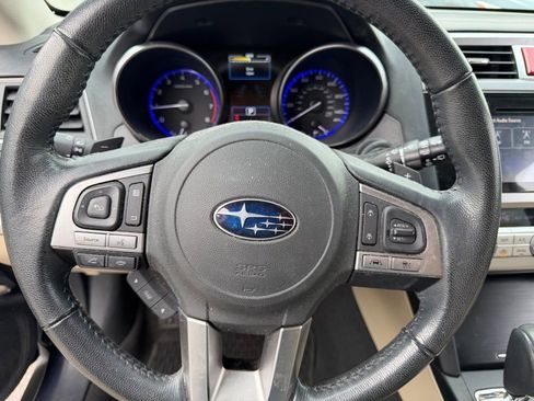 Used 2016 Subaru Outback 2.5i Limited AWD/4WD image 29