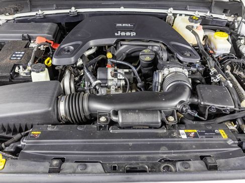 Used 2021 Jeep Wrangler Unlimited Sport AWD/4WD image 47
