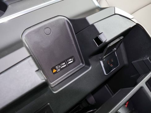 New 2026 GMC Sierra 3500 SLT image 26