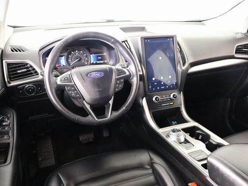 Used 2024 Ford Edge SEL image 2
