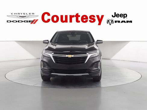 Used 2023 Chevrolet Equinox LT w/ Driver Convenience Package image 10