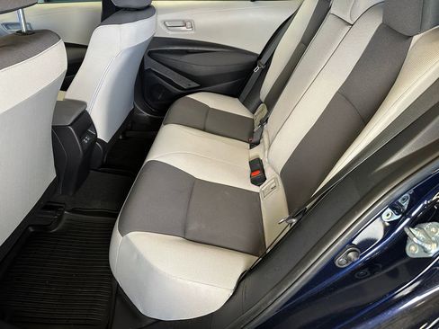 Used 2025 Toyota Corolla LE FWD image 21