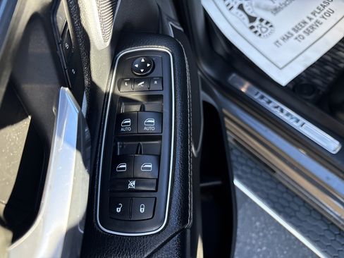 Used 2020 RAM 1500 Laramie image 18