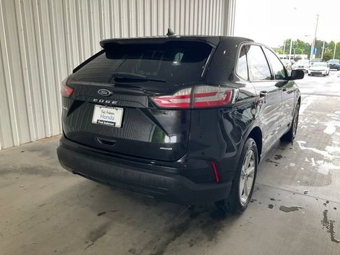 Used 2021 Ford Edge SE AWD/4WD image 21