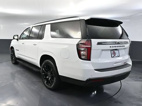 Used 2022 Chevrolet Suburban RST w/ Luxury Package AWD/4WD image 9
