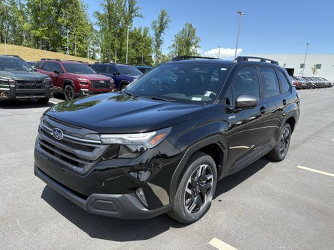 New 2026 Subaru Forester Touring AWD/4WD image 3
