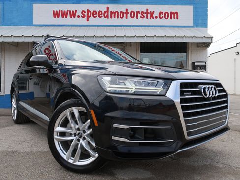 Used 2018 Audi Q7 3.0T Prestige image 2