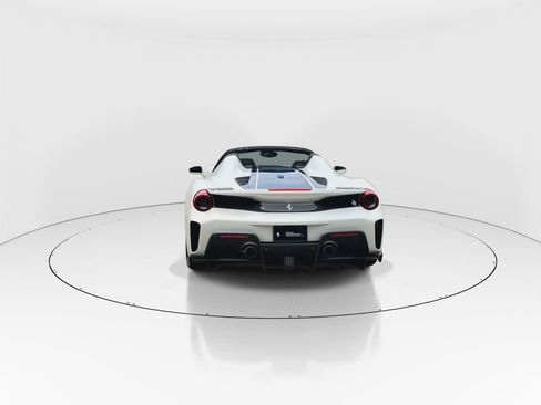 Used 2020 Ferrari 488 Pista Spider image 7