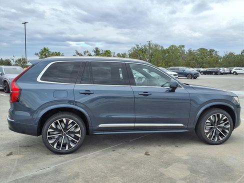 New 2026 Volvo XC90 T8 Ultra image 8