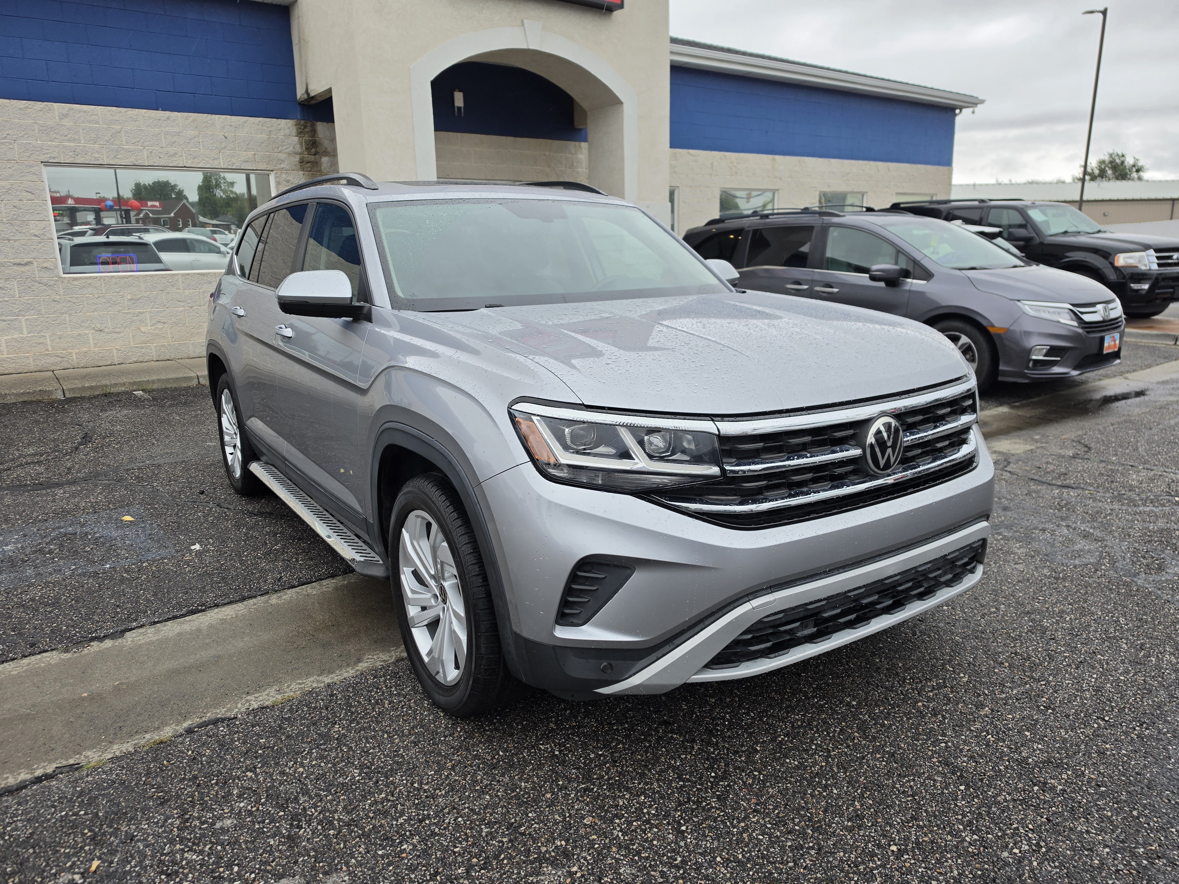Used 2021 Volkswagen Atlas SE FWD image 21