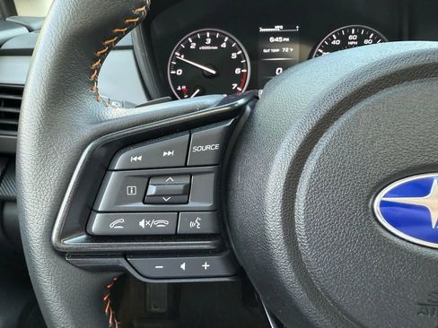 Used 2024 Subaru Crosstrek 2.5i Limited w/ Crosstrek Mirror Package image 20