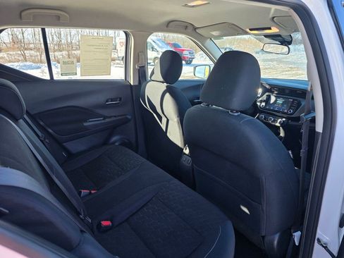 Used 2023 Nissan Kicks SV image 25