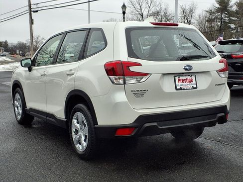 Certified 2022 Subaru Forester image 5