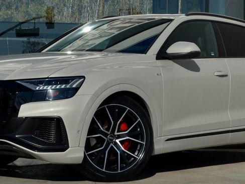 Used 2021 Audi Q8 Prestige w/ Prestige Package image 1