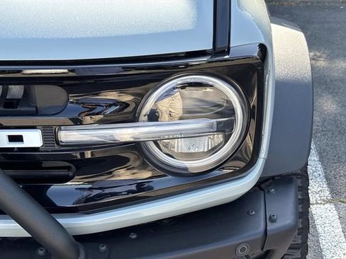 Used 2023 Ford Bronco Outer Banks w/ Sasquatch Package AWD/4WD image 11