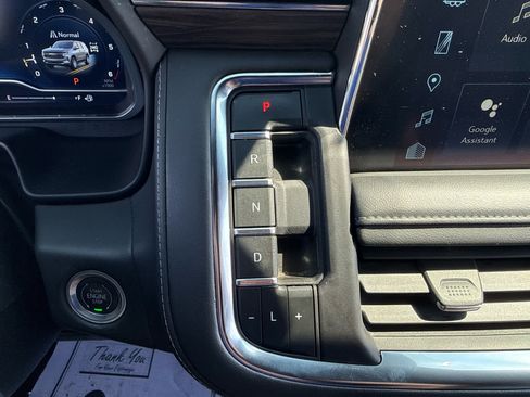 Certified 2023 Chevrolet Tahoe LT w/ Luxury Package AWD/4WD image 21