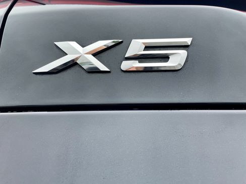 Used 2023 BMW X5 xDrive40i w/ M Sport Package AWD/4WD image 33