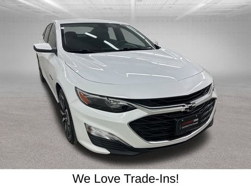 Used 2022 Chevrolet Malibu RS image 3