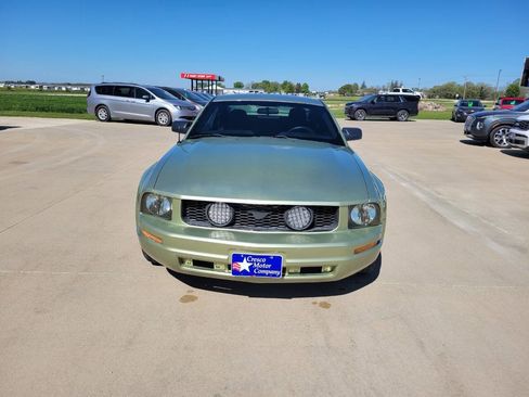 Used 2005 Ford Mustang Coupe RWD image 8