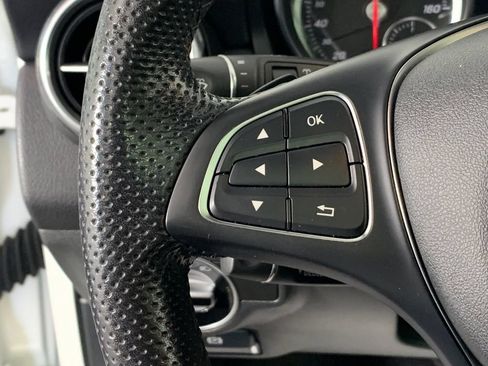 Used 2019 Mercedes-Benz GLA 250 4MATIC image 18