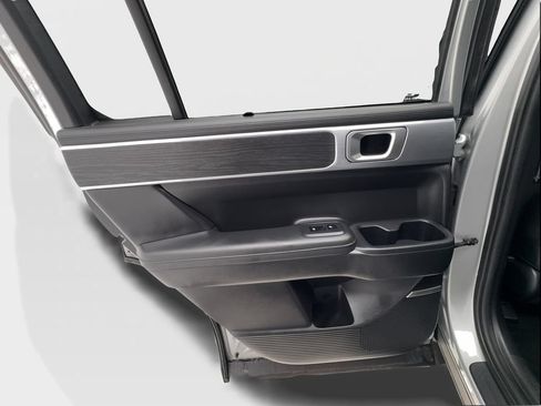 Used 2025 Hyundai Santa Fe Limited FWD image 28