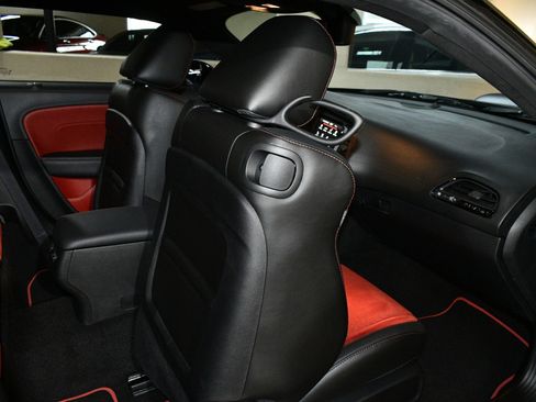 Used 2022 Dodge Challenger R/T Scat Pack RWD image 16