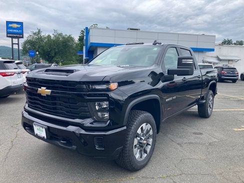 New 2026 Chevrolet Silverado 2500 Custom w/ Custom Value Package AWD/4WD image 15