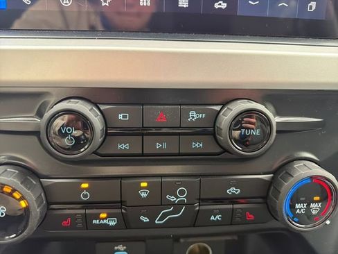 New 2026 Ford F350 XLT w/ XLT Premium Package AWD/4WD image 28