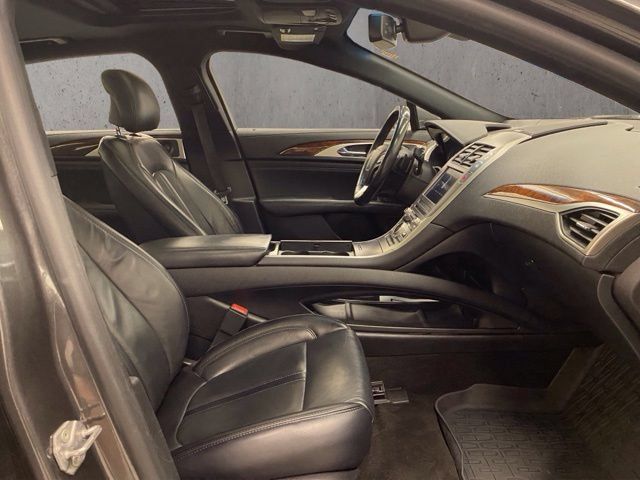 Used 2019 Lincoln MKZ Reserve w/ Reserve Plus Package AWD/4WD image 22