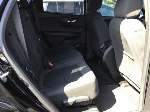 Used 2021 Chevrolet Blazer LT FWD image 5