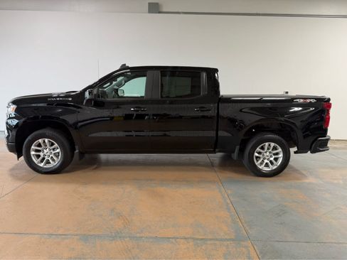 Used 2024 Chevrolet Silverado 1500 RST AWD/4WD image 2