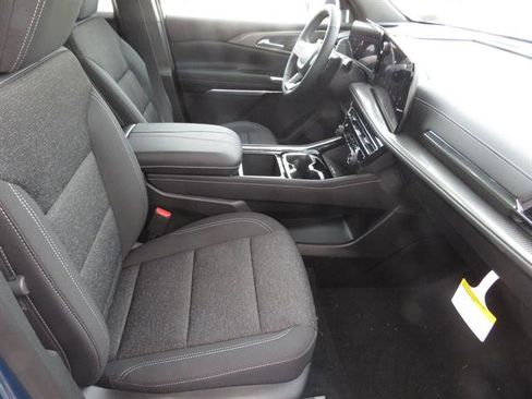 New 2026 Chevrolet Traverse LT w/ Sun and Wheel Package image 20