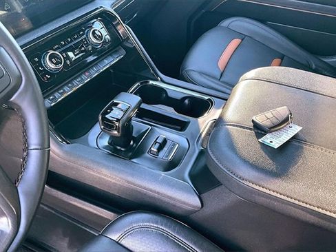 Used 2025 GMC Sierra 1500 AT4 w/ AT4 Premium Package image 13