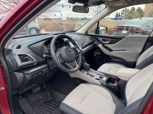 Used 2023 Subaru Forester Premium image 9