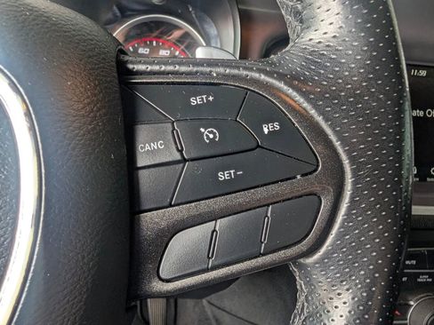 Used 2022 Dodge Charger GT RWD image 15