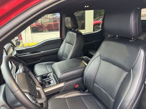 Used 2025 Ford F150 Lariat w/ Equipment Group 501A Mid AWD/4WD image 5