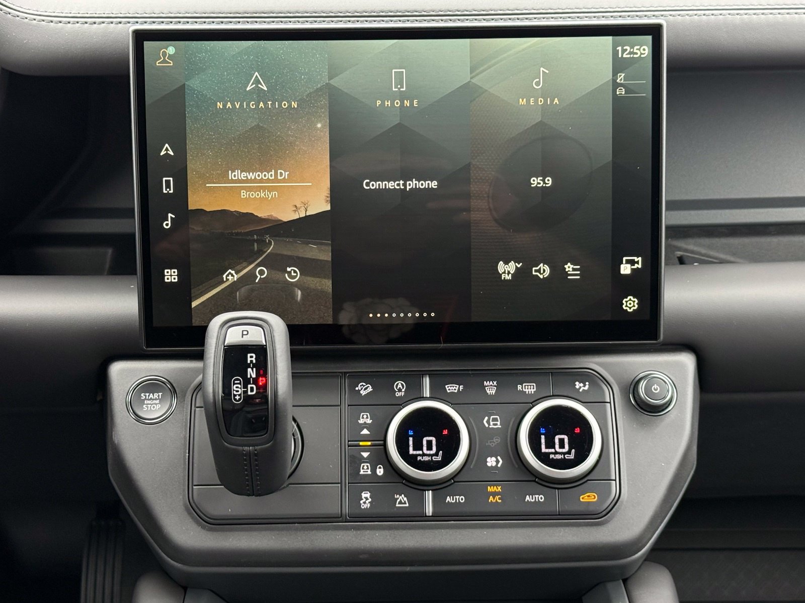New 2026 Land Rover Defender 110 S AWD/4WD image 20